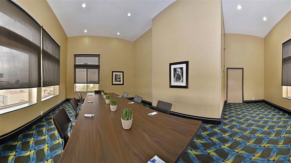Comfort Inn & Suites I-10 Airport Эль-Пасо Экстерьер фото